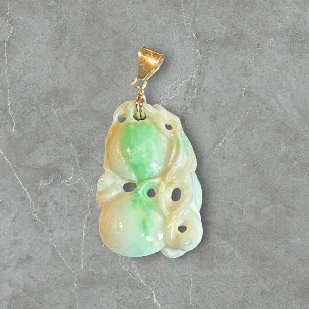 Chinese Vintage Hand Carved Jadeite Fruit Pendant Gold Bezel - Picture 5 of 7